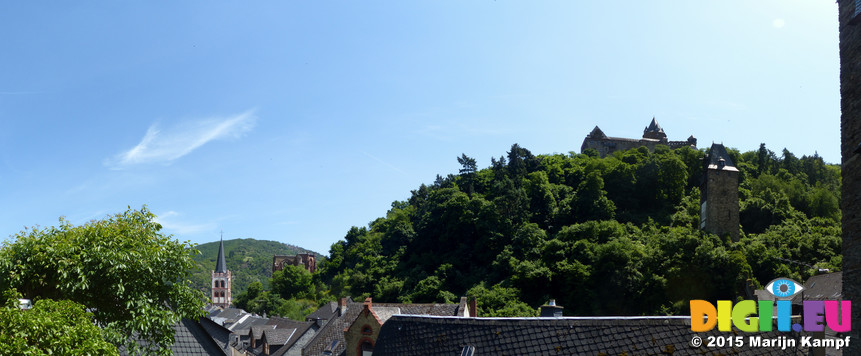 FZ017503-7 Towers of Bacharach town wall and Burg Stahleck